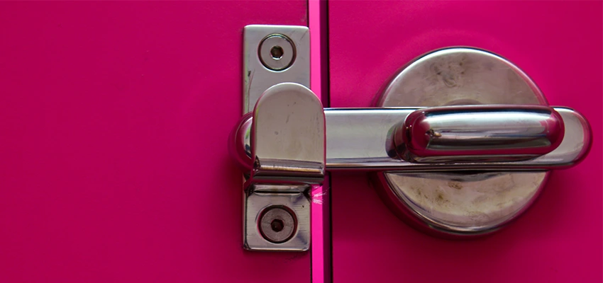 Childproof Gate Lock in Larkspur, California