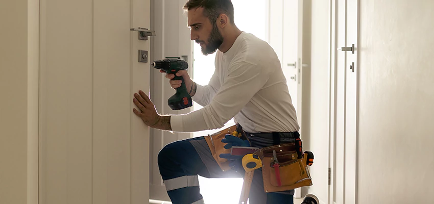Mailbox Lock Installation Expert in Larkspur, California