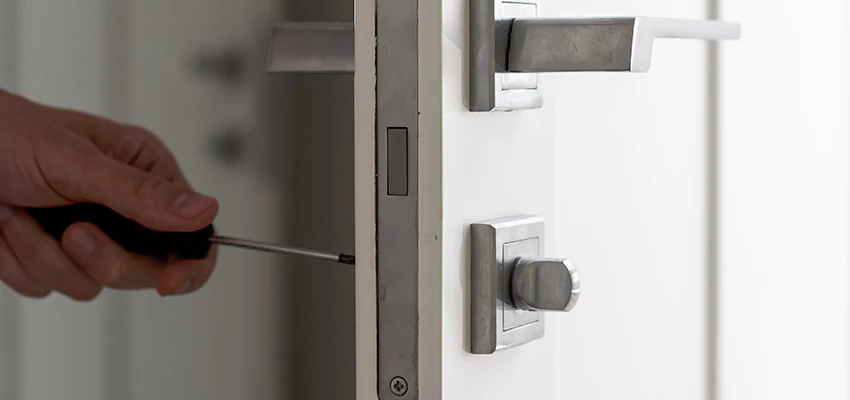 Key Programming Locksmith Open Now in Larkspur, California