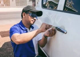 Car Locksmith in Larkspur, CA
